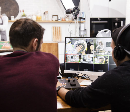 Irgendwas mit Medien? Ja, sogar mit Leidenschaft!