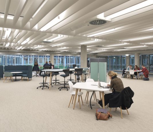 Die neu gestaltete Unibib an der CAU Kiel